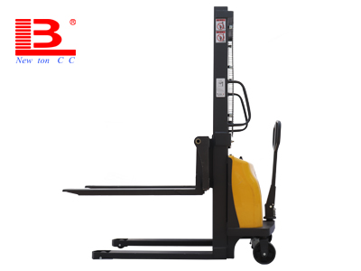 electric forklift manufacturers